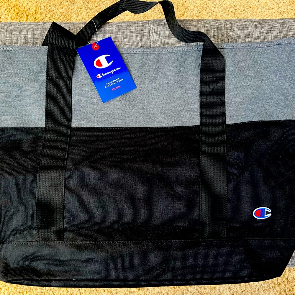 New champion tote